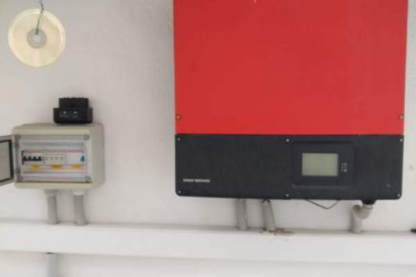 2011-Εγκατάσταση Φωτοβολταϊκoύ Σταθμού 10 KWp στην Λάρισα