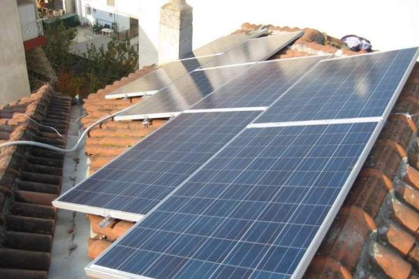 2011-Εγκατάσταση Φωτοβολταϊκoύ Σταθμού 10 KWp στην Λάρισα