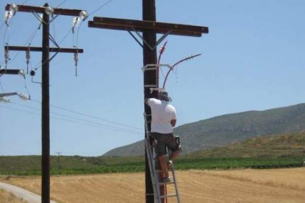 2012-Ηλεκτρολογική Εγκατάσταση Φωτοβολταϊκών Σταθμών 2Χ150 KWp στο Ν. Περιβόλι Λάρισας για την "RS Energy"  