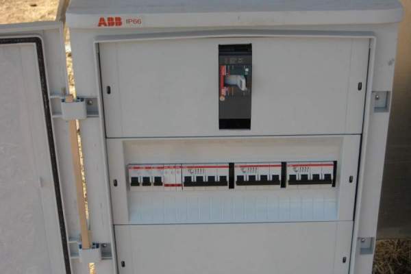 2012-Ηλεκτρολογική Εγκατάσταση Φωτοβολταϊκών Σταθμών 2Χ150 KWp στο Ν. Περιβόλι Λάρισας για την "RS Energy"  